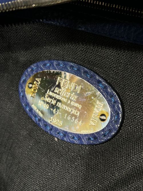 FENDI（フェンディ）FENDI (フェンディ) レザーバックパック ブルー サイズ:-の古着・服飾アイテム