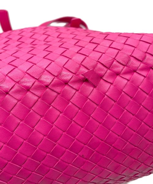 BOTTEGA VENETA（ボッテガベネタ）BOTTEGA VENETA (ボッテガベネタ) イントレチャートトートバッグ ショッキングピンク サイズ:-の古着・服飾アイテム