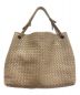 BOTTEGA VENETA（ボッテガベネタ）の古着「イントレチャートセミショルダーバッグ」｜モカベージュ