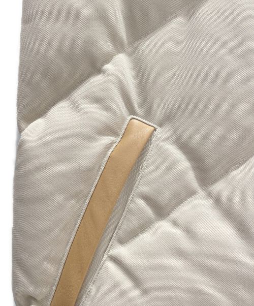 HERMES（エルメス）HERMES (エルメス) ロングダウンベスト アイボリー サイズ:34の古着・服飾アイテム