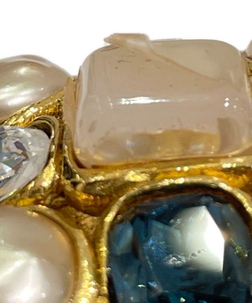 CHANEL（シャネル）CHANEL (シャネル) ヴィンテージパールラインストーンイヤリング ゴールド×ホワイトの古着・服飾アイテム