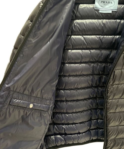 PRADA（プラダ）PRADA (プラダ) フードダウンジャケット ブラック サイズ:44の古着・服飾アイテム