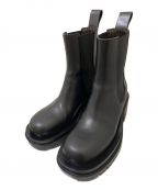 BOTTEGA VENETAボッテガベネタ）の古着「Lug Chelsea Boots」｜ブラック