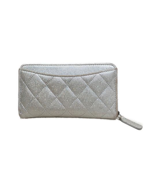 CHANEL（シャネル）CHANEL (シャネル) ラウンドファスナーウォレット シルバー/オーロララメ サイズ:-の古着・服飾アイテム