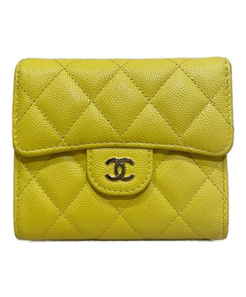 CHANEL（シャネル）CHANEL (シャネル) マトラッセコンパクトウォレット イエローの古着・服飾アイテム