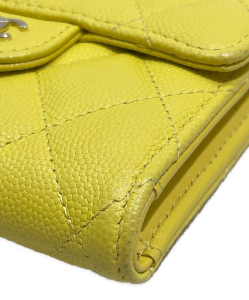 CHANEL（シャネル）CHANEL (シャネル) マトラッセコンパクトウォレット イエローの古着・服飾アイテム