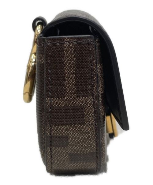 FENDI（フェンディ）FENDI (フェンディ) ナノバケットチャーム ブラウンの古着・服飾アイテム