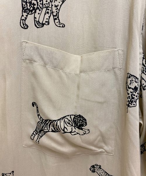 CELINE（セリーヌ）CELINE (セリーヌ) 22SS ハワイアンレーヨンシャツ ベージュ サイズ:37の古着・服飾アイテム