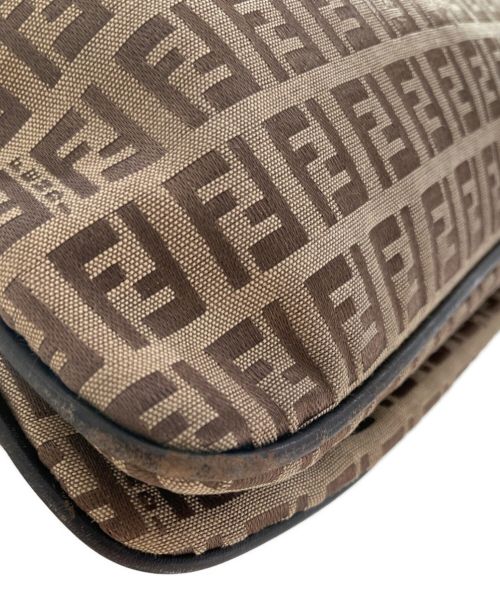 FENDI（フェンディ）FENDI (フェンディ) マンマバケット ブラウンの古着・服飾アイテム