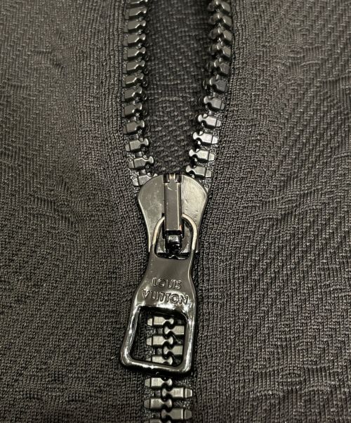 LOUIS VUITTON（ルイ ヴィトン）LOUIS VUITTON (ルイ ヴィトン) モノグラムジップアップジャケット ブラック サイズ:Mの古着・服飾アイテム