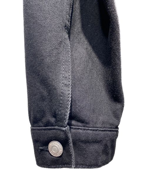 ALEXANDER McQUEEN（アレキサンダーマックイーン）ALEXANDER McQUEEN (アレキサンダーマックイーン) マックイーングラフィティデニムジャケット  ブラック サイズ:50の古着・服飾アイテム