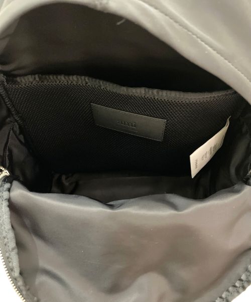 AMI Alexandre Mattiussi（アミアレクサンドルマテュッシ）AMI Alexandre Mattiussi (アミ アレクサンドル マテュッシ) AMI DE COEUR バックパック ブラックの古着・服飾アイテム