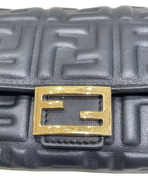 FENDI（フェンディ）FENDI (フェンディ) バゲット コンチネンタル財布 ブラックの古着・服飾アイテム