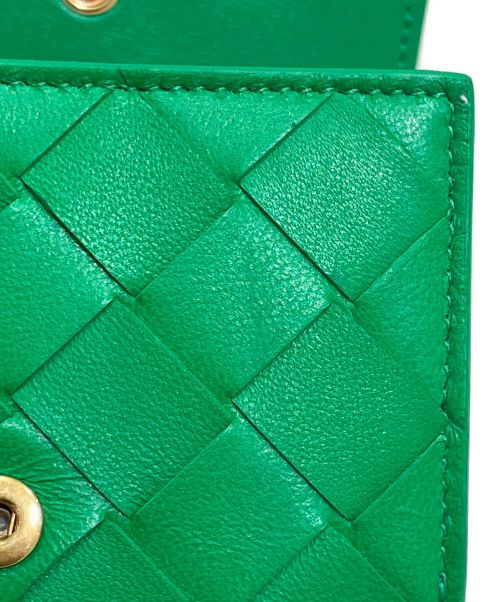 BOTTEGA VENETA（ボッテガベネタ）BOTTEGA VENETA (ボッテガベネタ) タイニー三つ折りウォレット グリーン（パラキート）の古着・服飾アイテム