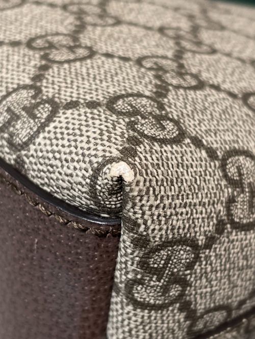 GUCCI（グッチ）GUCCI (グッチ) GGスプリームショルダーバッグ ブラウン サイズ:スモールの古着・服飾アイテム