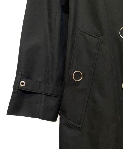 BURBERRY（バーバリー）BURBERRY (バーバリー) リング装飾トレンチコート ブラック サイズ:40の古着・服飾アイテム