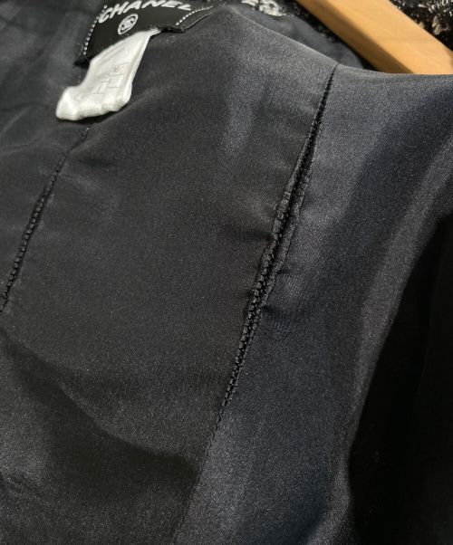 CHANEL（シャネル）CHANEL (シャネル) ツイードロングコート ブラック×ホワイト サイズ:34の古着・服飾アイテム