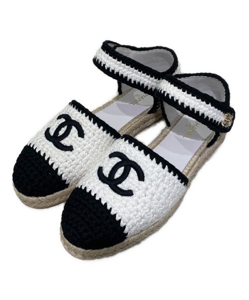 CHANEL（シャネル）CHANEL (シャネル) フラットエスパドリーユサンダル ホワイト×ブラック サイズ:41C 未使用品の古着・服飾アイテム