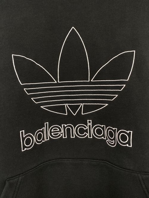 BALENCIAGA（バレンシアガ）BALENCIAGA (バレンシアガ) adidas (アディダス) Large Hoodie オリーブ サイズ:3の古着・服飾アイテム