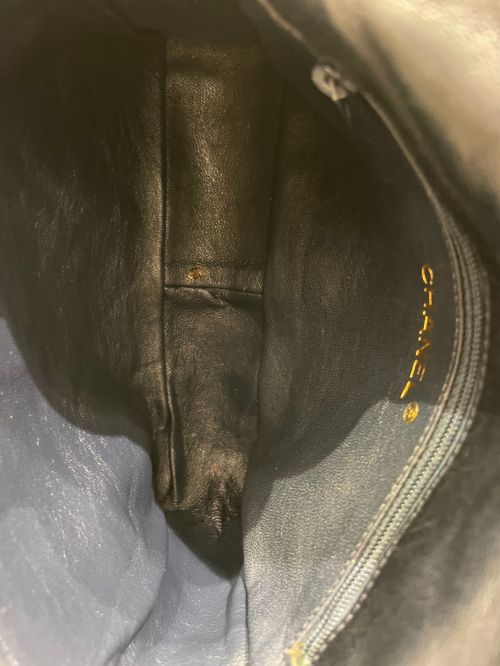 CHANEL（シャネル）CHANEL (シャネル) マトラッセショルダーバッグ ネイビーの古着・服飾アイテム