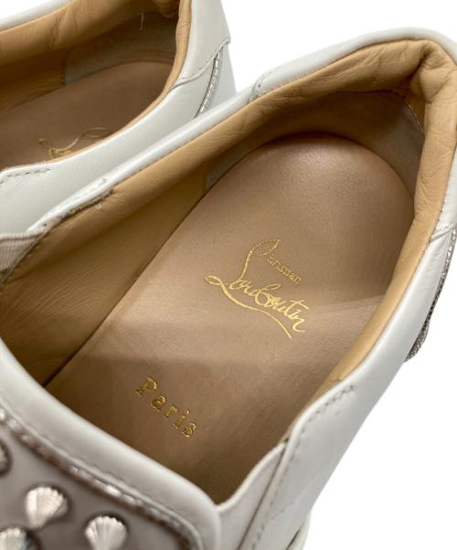 Christian Louboutin（クリスチャン・ルブタン）Christian Louboutin (クリスチャン・ルブタン) Aailor Boat Orlato Spikes /スパイク スタッズ スリッポン /スタッズスニーカー ホワイト サイズ:42.5の古着・服飾アイテム