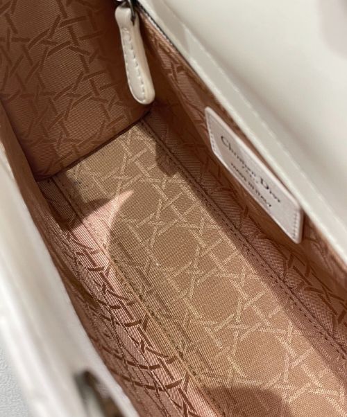 Christian Dior（クリスチャン ディオール）Christian Dior (クリスチャン ディオール) Lady Dior バッグ ミニ ホワイト サイズ:ミニの古着・服飾アイテム