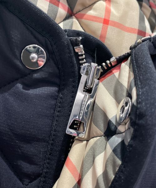 BURBERRY（バーバリー）BURBERRY (バーバリー) キルティングジャケット ブラック×ベージュ サイズ:12Y/152㎝の古着・服飾アイテム