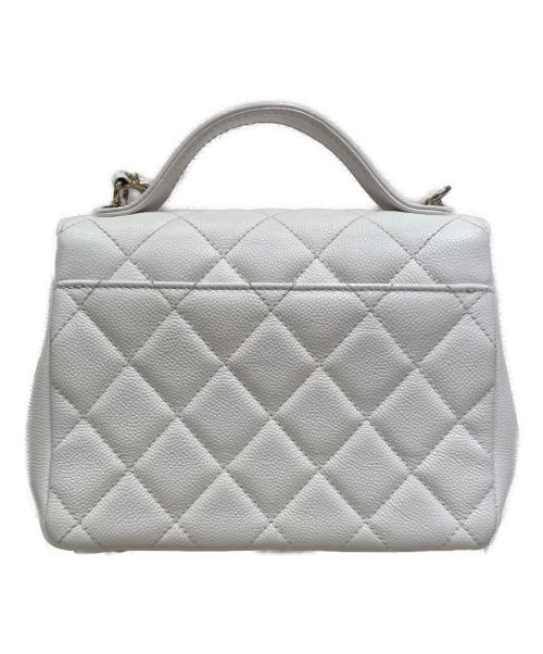 CHANEL（シャネル）CHANEL (シャネル) マトラッセトップハンドルショルダーバッグ ホワイトの古着・服飾アイテム