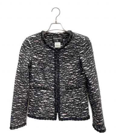 Chanel ノーカラージャケットブラックホワイト 5603000111223707_01_6166.jpeg