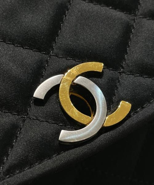 CHANEL（シャネル）CHANEL (シャネル) ハーフムーンチェーンショルダーバッグ ブラックの古着・服飾アイテム