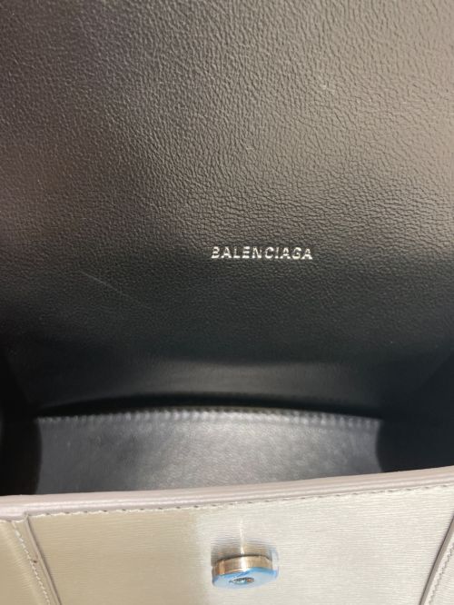 BALENCIAGA（バレンシアガ）BALENCIAGA (バレンシアガ) アワーグラスXS シルバー サイズ:XSの古着・服飾アイテム