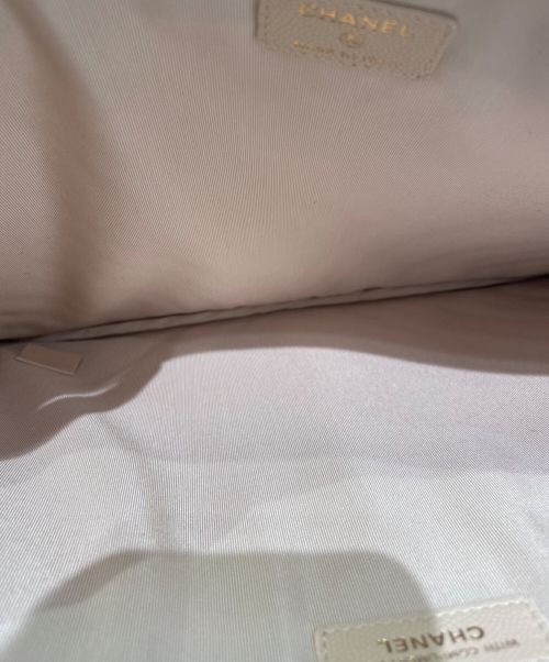CHANEL（シャネル）CHANEL (シャネル) Vステッチクラッチバッグ ピンクの古着・服飾アイテム
