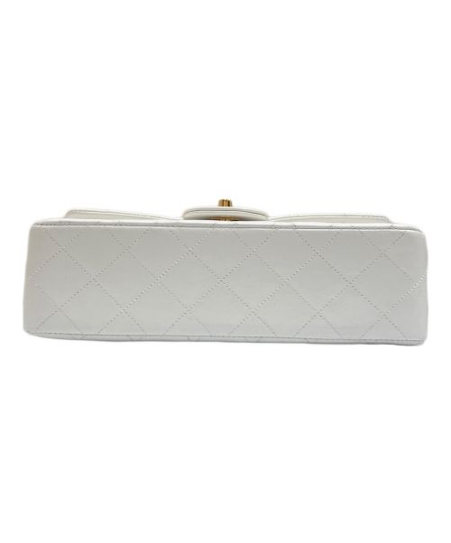 CHANEL（シャネル）CHANEL (シャネル) マトラッセ23/ラムスキン ホワイト×ゴールド サイズ:23の古着・服飾アイテム