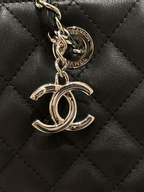 CHANEL（シャネル）CHANEL (シャネル) マトラッセ32/ラムスキン ブラック×シルバー金具 サイズ:32の古着・服飾アイテム
