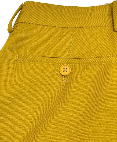 FENDI（フェンディ）FENDI (フェンディ) タックハーフパンツ マスタード サイズ:44の古着・服飾アイテム