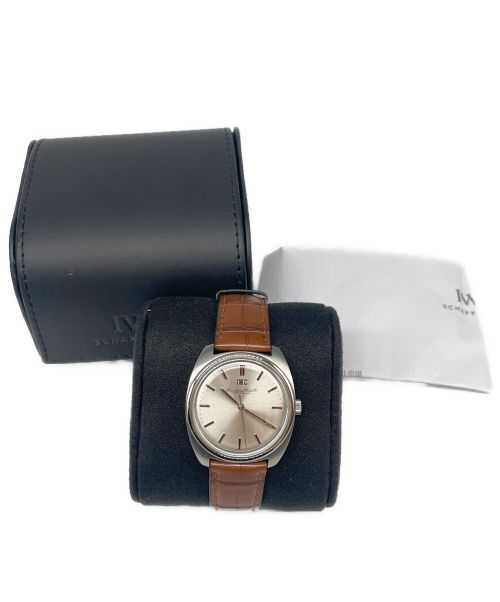 IWC（アイダブリューシー）IWC (アイダブリューシー) オールドインター Ref.1819 シルバー文字盤の古着・服飾アイテム