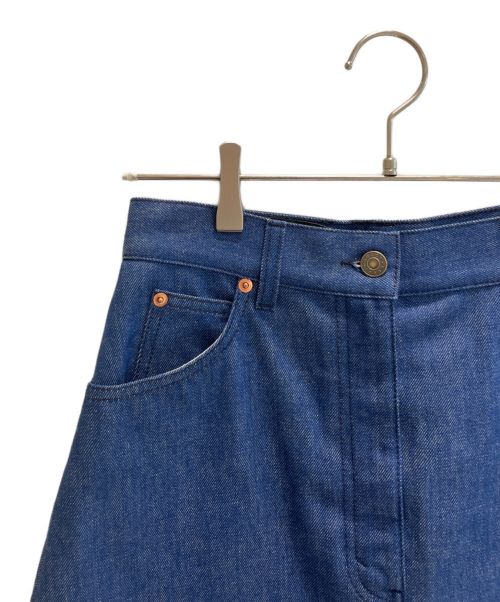 GUCCI（グッチ）GUCCI (グッチ) ロゴパッチデニムスカート インディゴ サイズ:40の古着・服飾アイテム