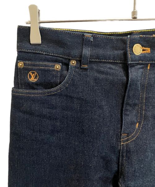 LOUIS VUITTON（ルイ ヴィトン）LOUIS VUITTON (ルイ ヴィトン) モノグラムレザーパッチスリムデニムパンツ インディゴ サイズ:26の古着・服飾アイテム