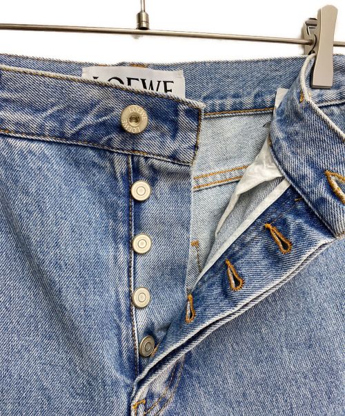LOEWE（ロエベ）LOEWE (ロエベ) Washed fisherman denim(ウォッシュ加工 フィッシャーマンジーンズ) インディゴ サイズ:44の古着・服飾アイテム