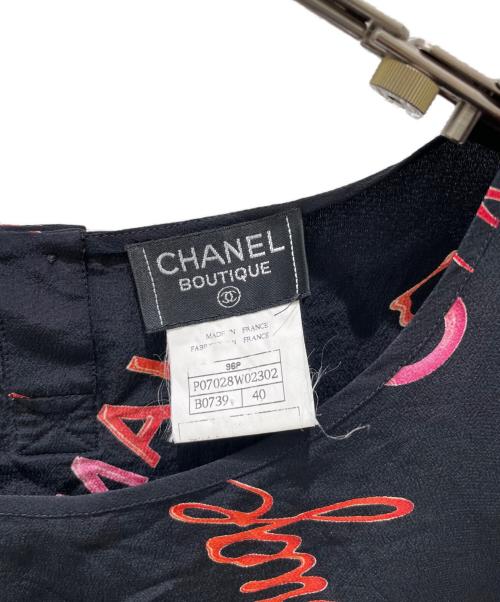 CHANEL（シャネル）CHANEL (シャネル) シルクロゴノースリーブブラウス ブラック サイズ:40の古着・服飾アイテム
