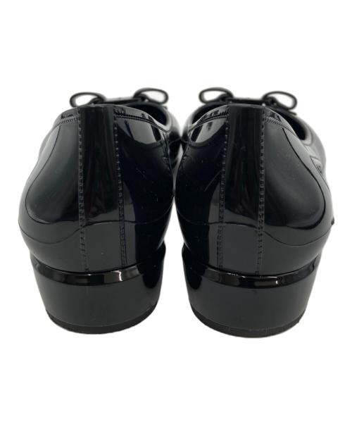 Salvatore Ferragamo（サルヴァトーレ フェラガモ）Salvatore Ferragamo (サルヴァトーレ フェラガモ) ラバーフラットシューズ ブラック サイズ:7の古着・服飾アイテム