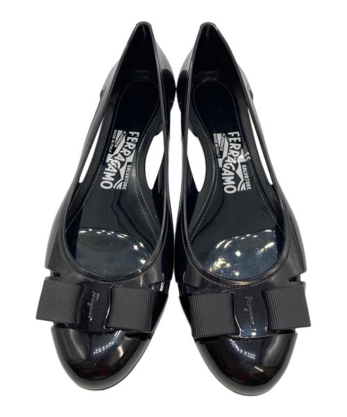 Salvatore Ferragamo（サルヴァトーレ フェラガモ）Salvatore Ferragamo (サルヴァトーレ フェラガモ) ラバーフラットシューズ ブラック サイズ:7の古着・服飾アイテム