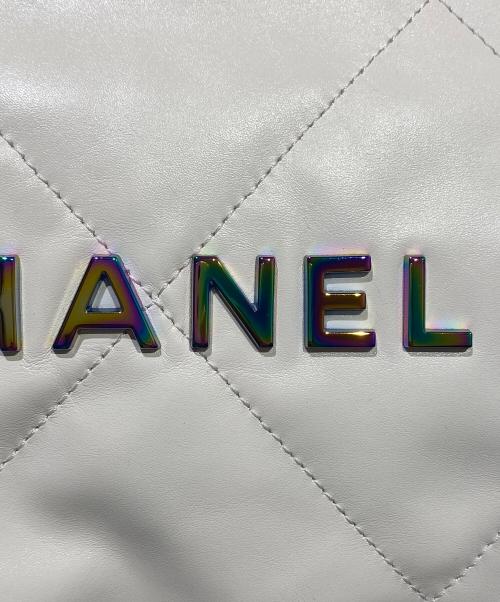 CHANEL（シャネル）CHANEL (シャネル) シャネル22 / チェーンショルダーバッグ ホワイトの古着・服飾アイテム