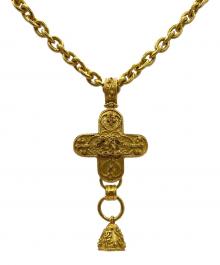 CHANEL（シャネル）の古着「クロスベルモチーフドットココマークロングネックレス」｜ゴールド