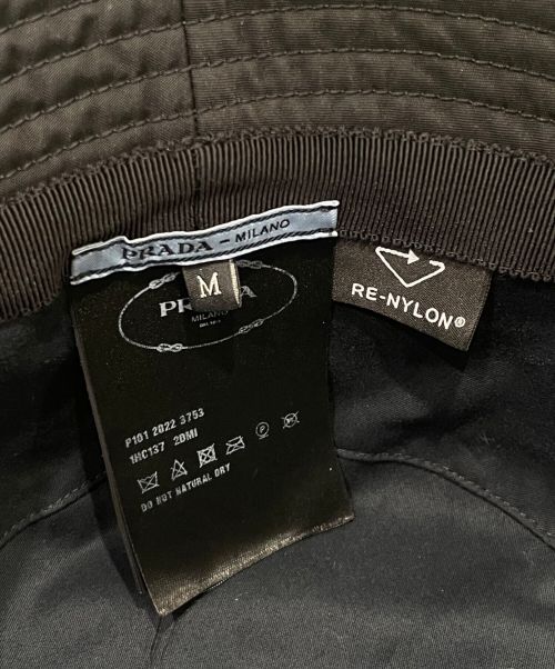 PRADA（プラダ）PRADA (プラダ) Re-Nylon バケットハット ブラック サイズ:Mの古着・服飾アイテム