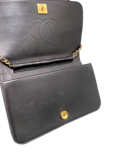 CHANEL（シャネル）CHANEL (シャネル) フルフラップチェーンショルダーバッグ ブラック サイズ:23の古着・服飾アイテム