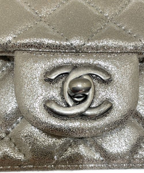CHANEL（シャネル）CHANEL (シャネル) チェーンショルダーバッグ マトラッセ シルバー×シルバー金具 サイズ:17の古着・服飾アイテム