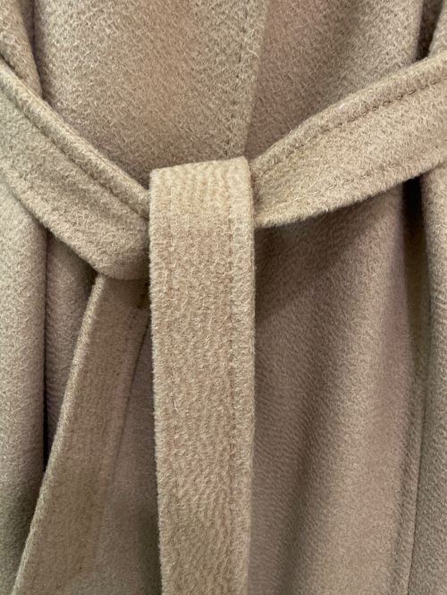 MaxMara（マックスマーラ）MaxMara (マックスマーラ) MAMUELA ピュア キャメル アイコン コート ベージュ サイズ:42の古着・服飾アイテム