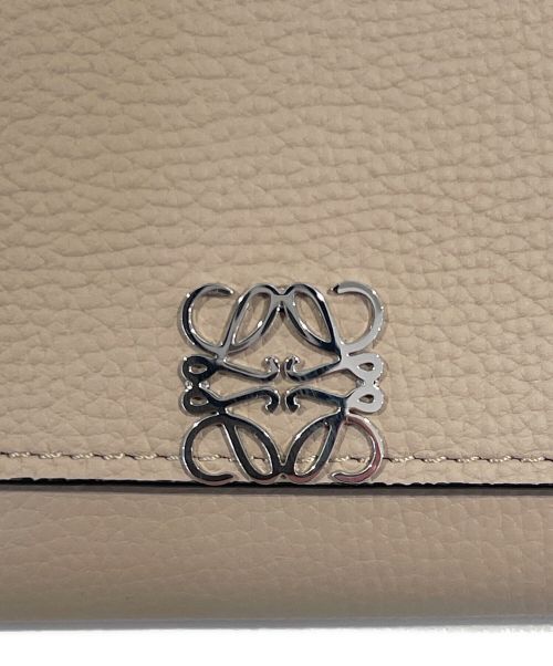 LOEWE（ロエベ）LOEWE (ロエベ) アナグラムコンティネンタルウォレット サンドの古着・服飾アイテム