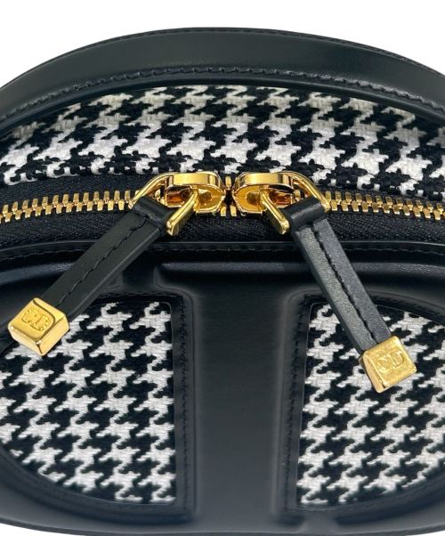 Christian Dior（クリスチャン ディオール）Christian Dior (クリスチャン ディオール) CDSignature オーバルカメラバッグ ブラックの古着・服飾アイテム